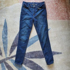 Gap Skinny Jeans W28